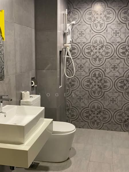 Service Residence for Sale at Arte Mont Kiara - Loges . - Bathroom - PropertyGuru.com.my