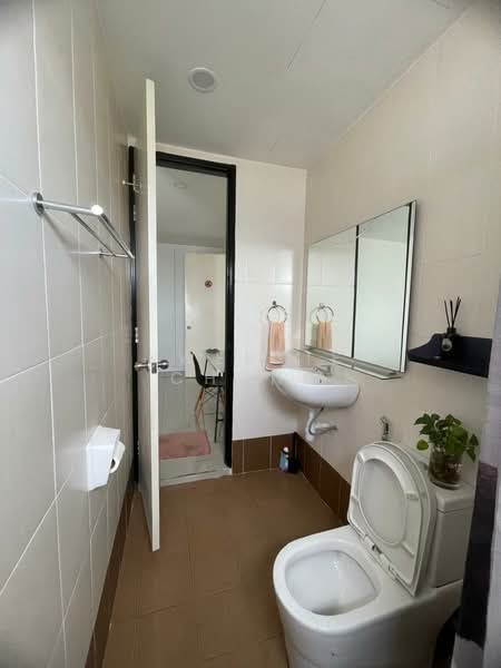 Condominium for Sale at Suasana Lumayan - Kweenie Chong - Bathroom - PropertyGuru.com.my