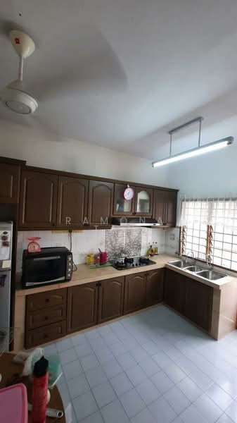 Untuk Disewa - Taman Kota Laksamana