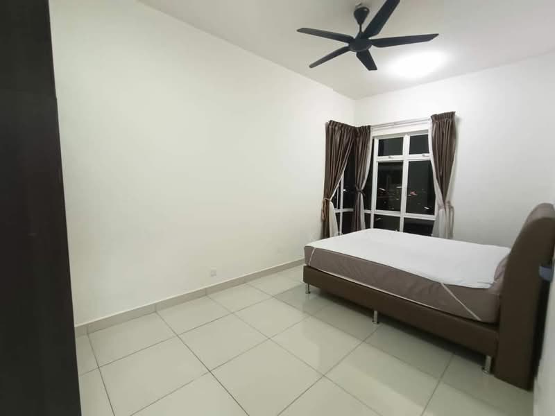 Service Residence for Sale at Skysuites @ Meldrum Hills - Kelvin Koay - Bedroom - PropertyGuru.com.my