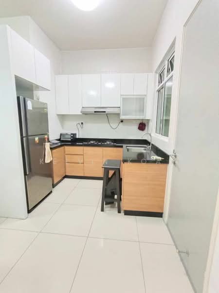 Service Residence for Sale at Skysuites @ Meldrum Hills - Kelvin Koay - Kitchen - PropertyGuru.com.my