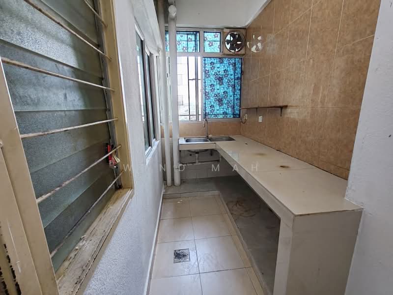 Kepong Sentral Condominium untuk Untuk Disewa - RM 1,200 /bulan, Mac 2026 - Kitchen - PropertyGuru.com.my