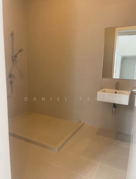 Terraced House for Rent in Tanjung Bungah (Penang) - Daniel Teoh - Bathroom - PropertyGuru.com.my