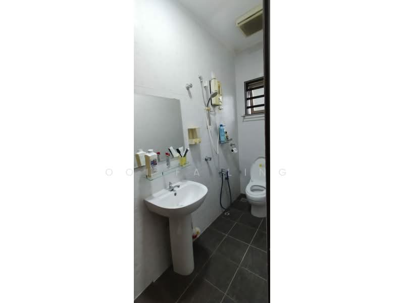 Semi-Detached House for Sale in Taman Desa Bukit Bujang (Kuala Kubu Bharu) - Ooi Fa Ling - Bathroom - PropertyGuru.com.my