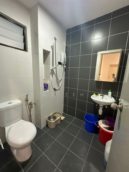 Corner Lot Full Furnished Extend Wet Kitchen Avenham Ecco Grandeur Puncak Alam Gated Guarded untuk Untuk Disewa - RM 3,600 /bulan, Apr 2026 - Bathroom - PropertyGuru.com.my
