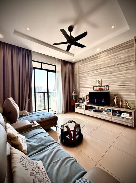 Mont Residence untuk Untuk Dijual - RM 660,000, Mac 2026 - Living Room - PropertyGuru.com.my