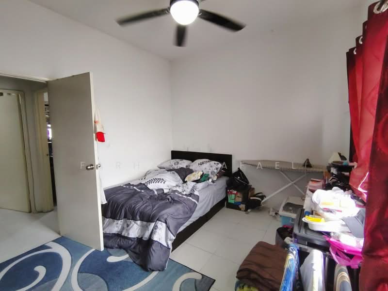 2-storey Terraced House for Sale in Saujana Utama (Selangor) - Farhan Rafael - Bedroom - PropertyGuru.com.my