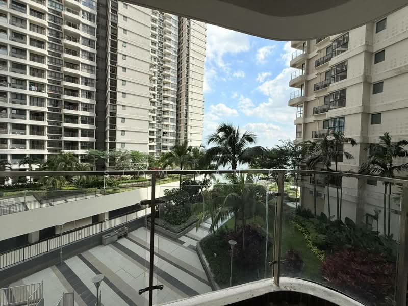 Condominium for Sale at Bay Laurel @ Country Garden Danga Bay - Siow Yan Er - Balcony - PropertyGuru.com.my