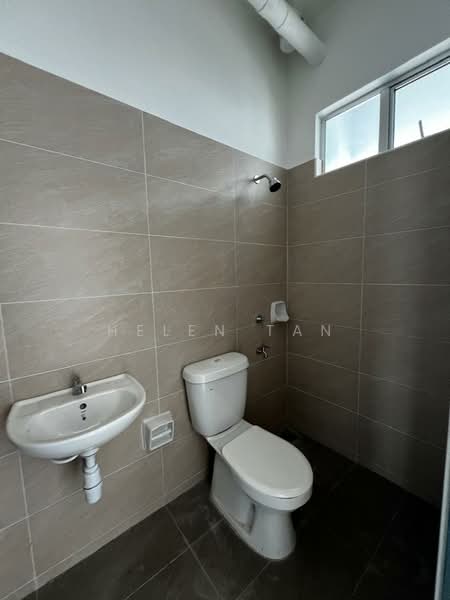 Terraced House for Sale in Kulai (Johor) - Helen Tan - Bathroom - PropertyGuru.com.my