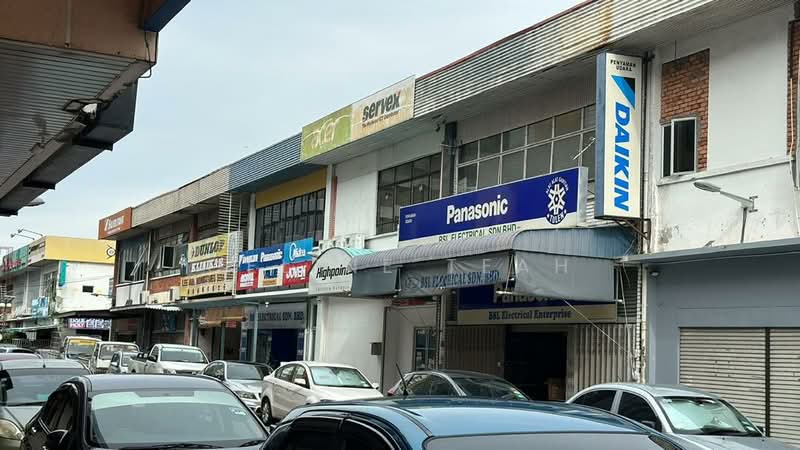 For Rent - Jalan Karamunsing Industrial Unit Double Storey Strategic Location