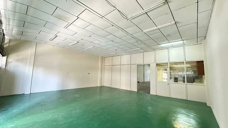 For Rent - Jalan Karamunsing Industrial Unit Double Storey Strategic Location