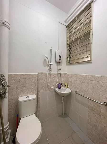 Lintang Delima At Greenlane untuk Untuk Dijual - RM 1,280,000, Mac 2026 - Bathroom - PropertyGuru.com.my