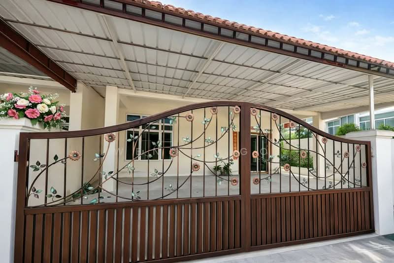 1-storey Terraced House for Sale in Taman Mutiara Rini (Skudai) - Wennes Go - Exterior - PropertyGuru.com.my