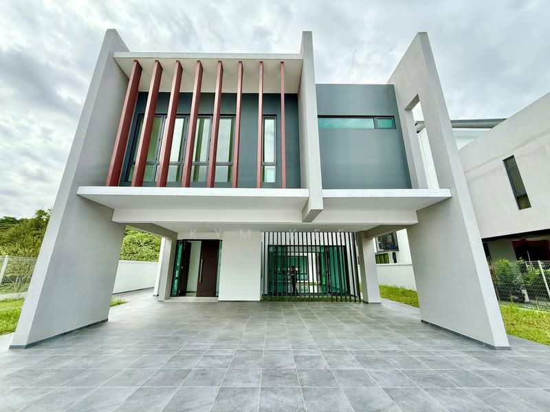 Bungalow for Sale in Johor Bahru (Johor) - Kym Kee - Exterior - PropertyGuru.com.my
