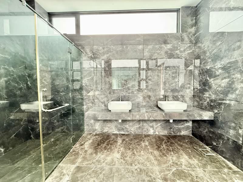 Bungalow for Sale in Johor Bahru (Johor) - Kym Kee - Bathroom - PropertyGuru.com.my