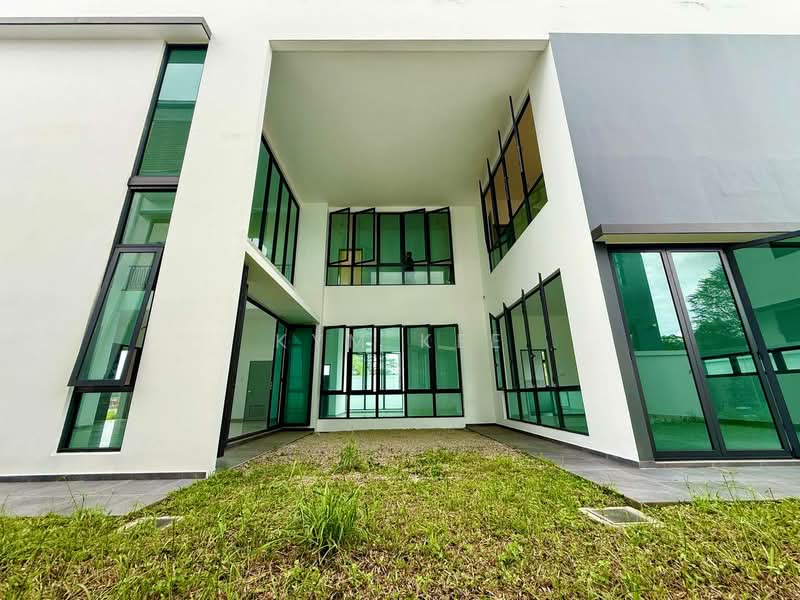 Bungalow for Sale in Johor Bahru (Johor) - Kym Kee - PropertyGuru.com.my