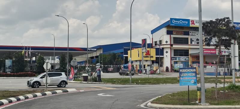 Shop for Rent in Labu (Negeri Sembilan) - Nicole Tan - Exterior - PropertyGuru.com.my