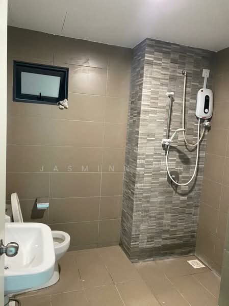 Condominium for Rent at Parkhill Residence - Jasminn Tan - Bathroom - PropertyGuru.com.my