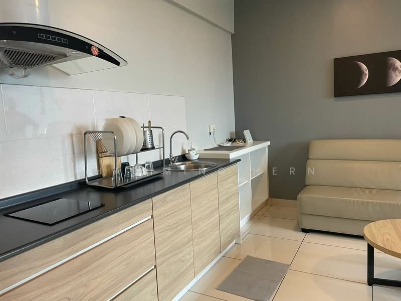 Evo Soho Suite untuk Untuk Disewa - RM 1,300 /bulan, Mac 2026 - Kitchen - PropertyGuru.com.my