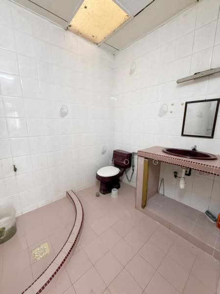 Taman Palm Grove untuk Untuk Dijual - RM 615,000, Apr 2026 - Bathroom - PropertyGuru.com.my