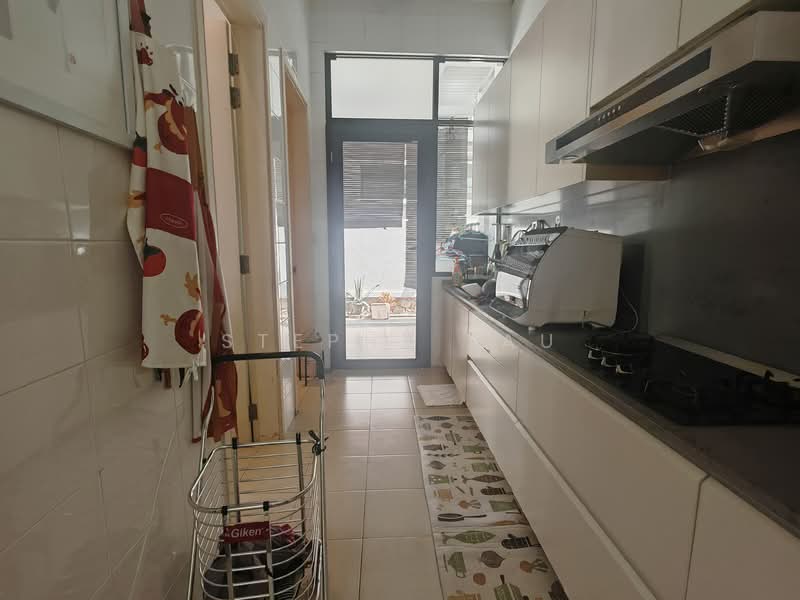 Bungalow for Sale in Puchong (Selangor) - Stephy Lau - Kitchen - PropertyGuru.com.my