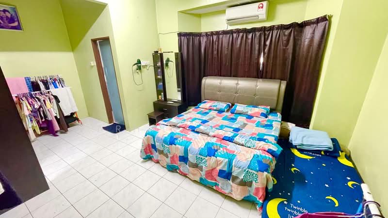 2-storey Terraced House for Sale in Taman Mutiara Bukit Kemuning (Shah Alam) - Farhan Rafael - PropertyGuru.com.my