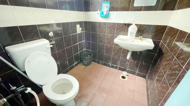 2-storey Terraced House for Sale in Taman Mutiara Bukit Kemuning (Shah Alam) - Farhan Rafael - PropertyGuru.com.my