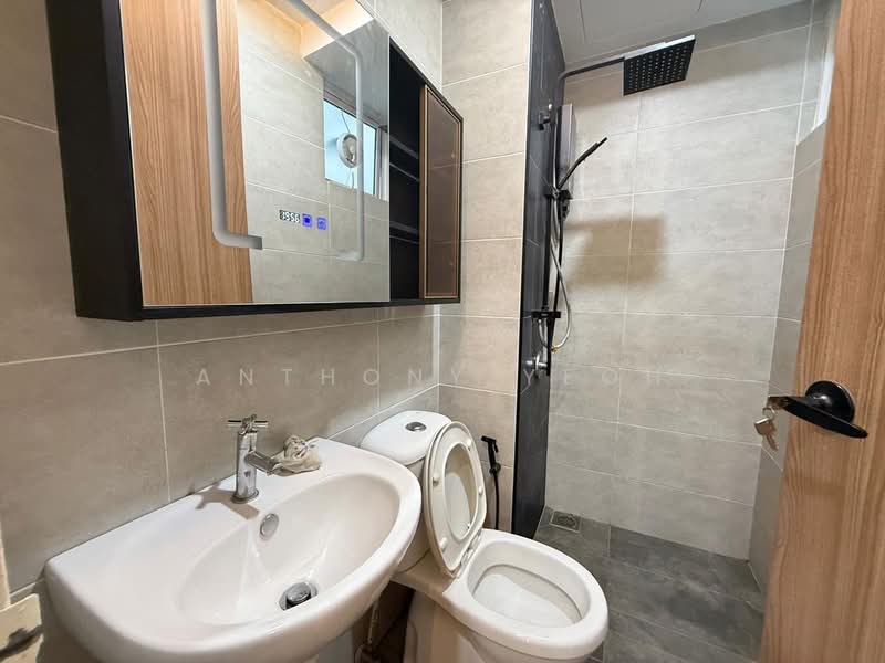 Condominium for Rent at QuayWest Residence - Anthony Yeoh - Bathroom - PropertyGuru.com.my