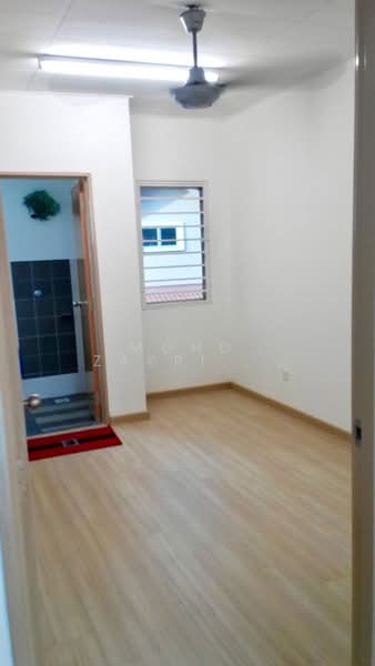 2-storey Terraced House for Sale in Sungai Buloh (Selangor) - Mohd Zakri Mohd Zamberi - Interior - PropertyGuru.com.my