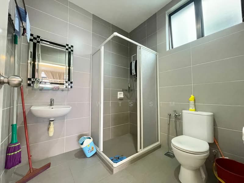 Setia Pearl Island l Renovated l 3366sqft l Persiaran Nuri l Solok Nuri l Near Penang untuk Untuk Disewa - RM 3,300 /bulan, Mac 2026 - Bathroom - PropertyGuru.com.my
