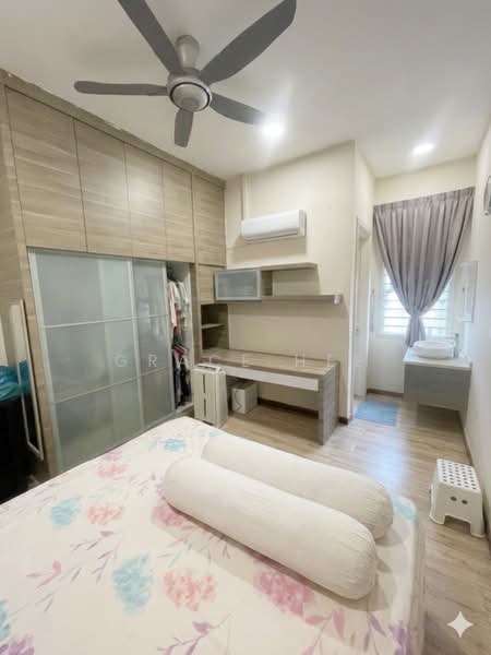 Semi-Detached House for Sale in Taman Bukit Serdang (Seri Kembangan) - Grace Hee - Bedroom - PropertyGuru.com.my