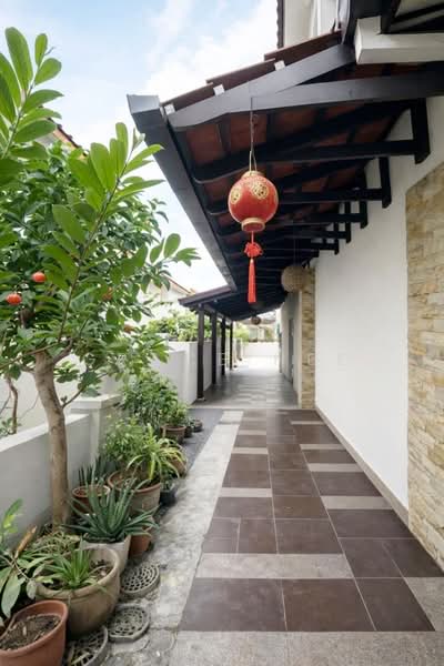 Semi-Detached House for Sale in Taman Bukit Serdang (Seri Kembangan) - Grace Hee - Exterior - PropertyGuru.com.my