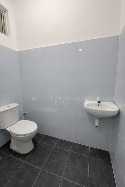 Taman Universiti untuk Untuk Dijual - RM 495,000, Mac 2026 - Bathroom - PropertyGuru.com.my