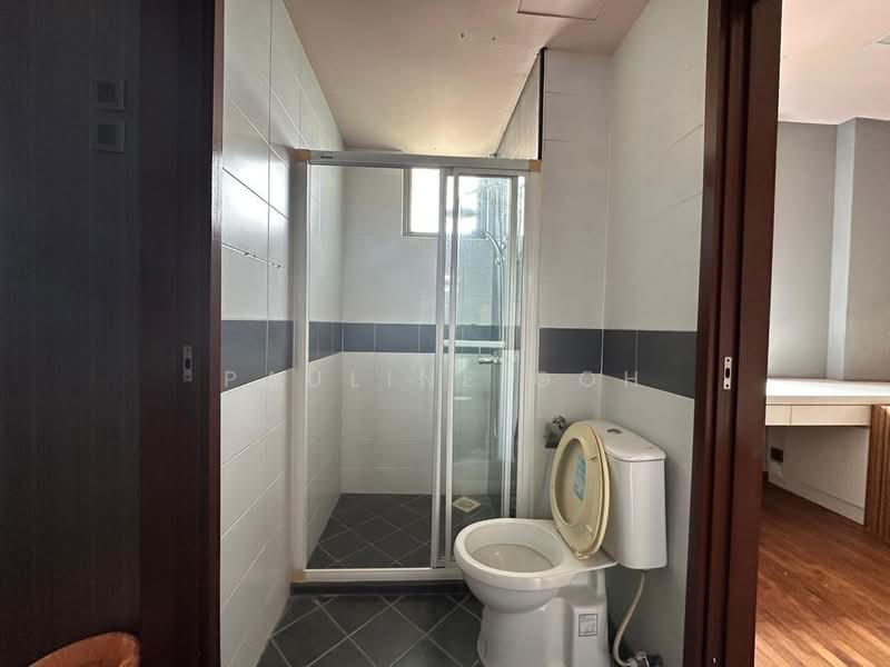 Condominium for Sale at Molek Pine 2 - Pauline Goh - Bathroom - PropertyGuru.com.my