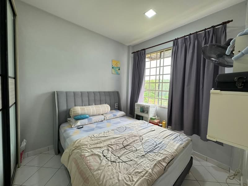 Apartment for Sale at Pangsapuri Orkid - Jake Lim - Bedroom - PropertyGuru.com.my