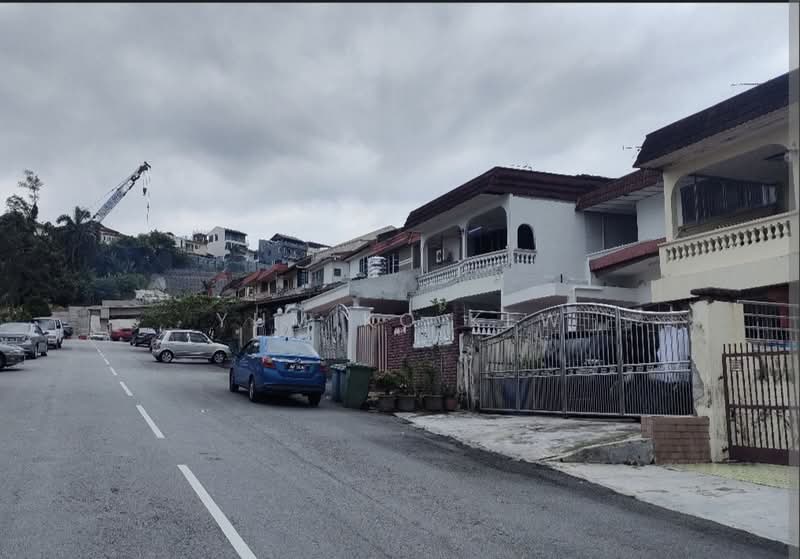 2-storey Terraced House for Sale in Taman Segar (Cheras) - Yumiko Kew - Exterior - PropertyGuru.com.my