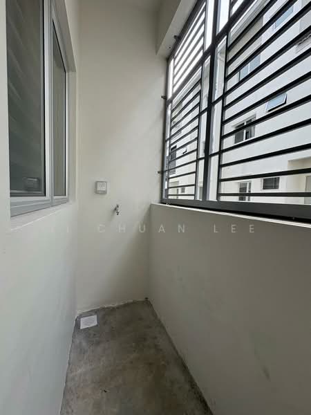 Townhouse for Sale in Sepang (Selangor) - Ji Chuan Lee - Balcony - PropertyGuru.com.my