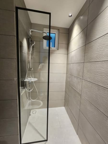 Inspirasi untuk Untuk Disewa - RM 3,900 /bulan, Mac 2026 - Bathroom - PropertyGuru.com.my