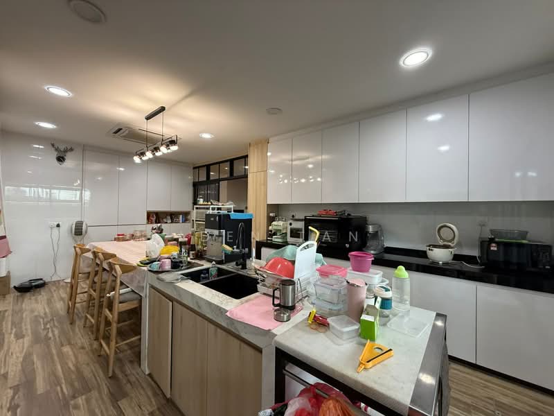 Cluster House for Sale in Taman Sutera Utama (Skudai) - Iden Tan - Kitchen - PropertyGuru.com.my