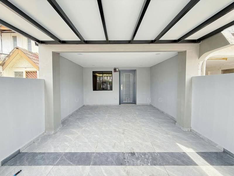 2-storey Terraced House for Sale in Bandar Seri Alam (Masai) - Yuki Cheng - Exterior - PropertyGuru.com.my