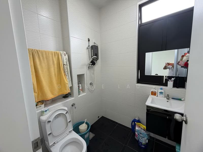 Terraced House for Sale in Kota Masai (Pasir Gudang) - Ginnie Lau - Bathroom - PropertyGuru.com.my