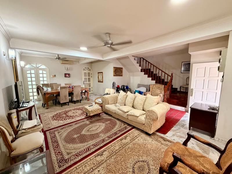 2-storey Terraced House for Sale in Shah Alam (Selangor) - Ali Idris - Living Room - PropertyGuru.com.my