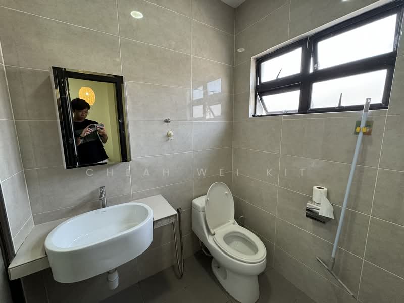 Townhouse for Sale in Petaling Jaya (Selangor) - Cheah Wei Kit - Bathroom - PropertyGuru.com.my