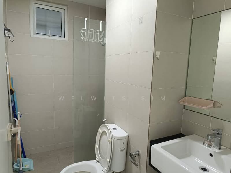 Condominium for Rent at Tropicana Bay Residences - Welwits Sim - Bathroom - PropertyGuru.com.my