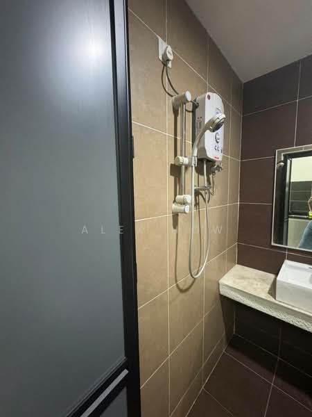 Service Residence for Rent at D'Inspire Residence (Inspira Bestari) - Alex How - PropertyGuru.com.my