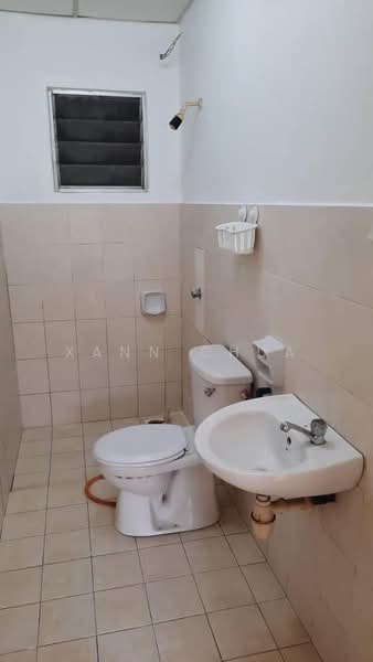 Apartment for Sale at Baiduri Court Apartment - Xann Chua - Bathroom - PropertyGuru.com.my