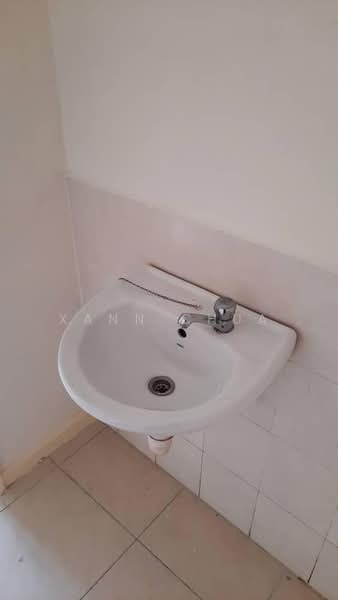 Apartment for Sale at Baiduri Court Apartment - Xann Chua - Bathroom - PropertyGuru.com.my
