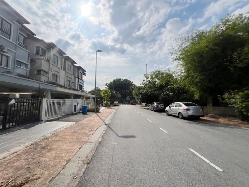 Rumah Teres 3 Tingkat untuk Dijual di Pesona Kemuning (Shah Alam) - Ken Wong - Exterior - PropertyGuru.com.my
