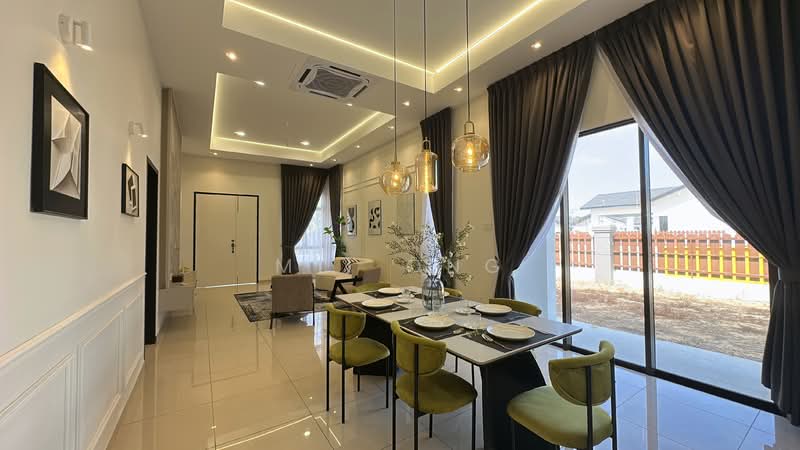 Cluster House for Sale in Bemban (Melaka) - Mii Ong - Dining Room - PropertyGuru.com.my