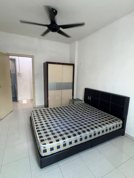 Apartment for Rent at Bayu Puteri 1 - Pan Pan - PropertyGuru.com.my